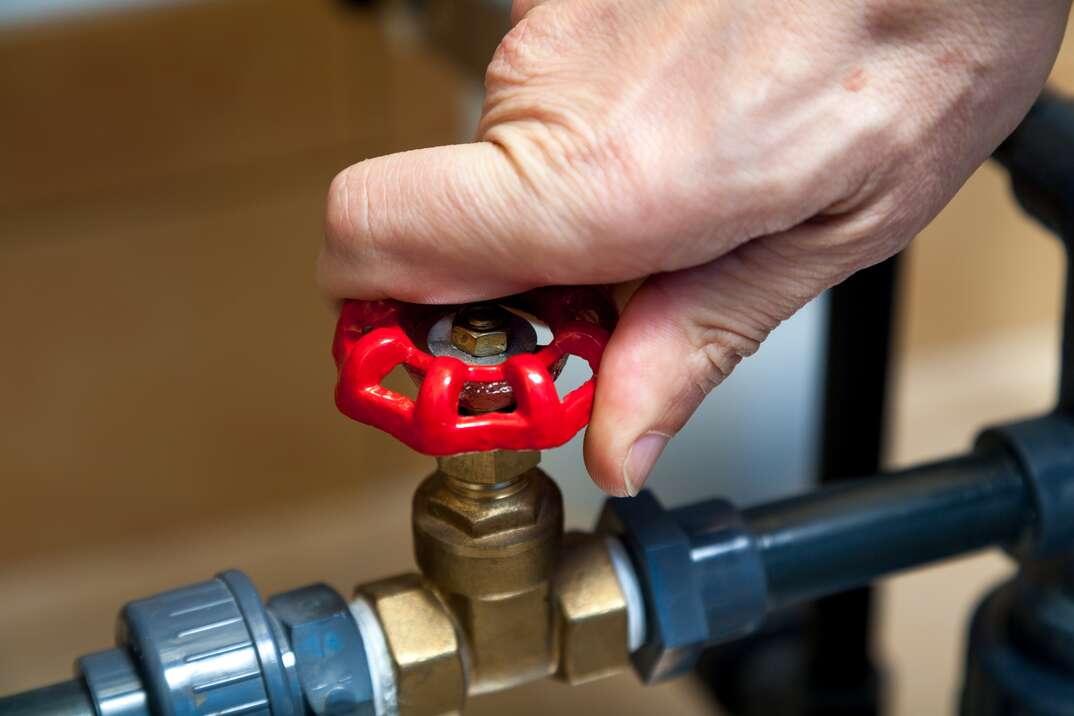 fixing a leaking tap